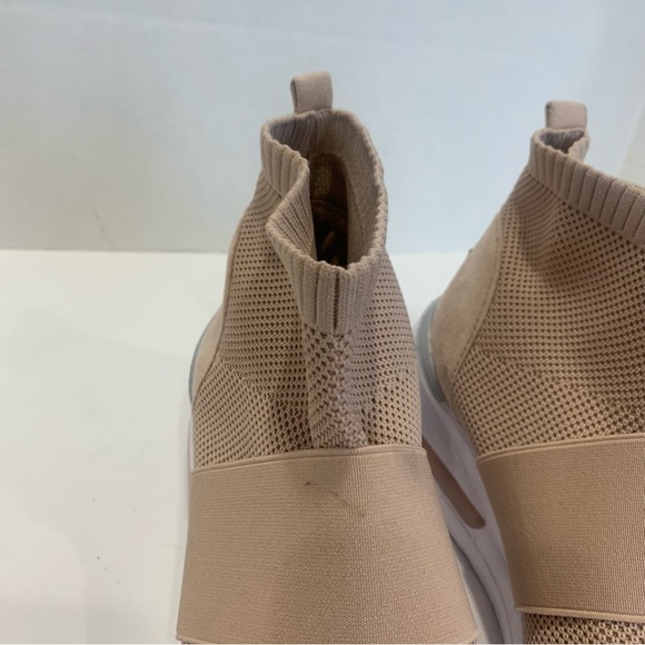 Mudd brand size 11 light pink beige platform cloth top shoes suede accent - Picture 5 of 13